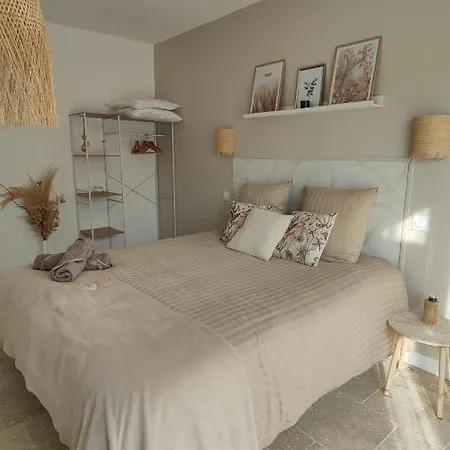 Bed & Breakfast D Hotes Veneris